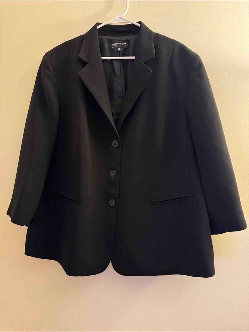 JONES NEW YORK COLLECTION PLATINUM Black Blazer